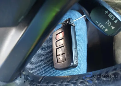 2014 Toyota Avalon Xle Premium z USA, uszkodzony, nr VIN 4T1BK1EB2EU087916